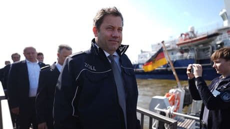 „Rechtsstaat wird hart durchgreifen“ - Klingbeil will Schwarzarbeit stärker bekämpfen