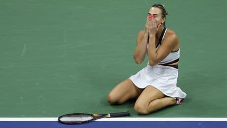 US Open-kampioene Aryna Sabalenka gaat pijnlijk de fout in naast Carlos Alcaraz en schaamt zich diep