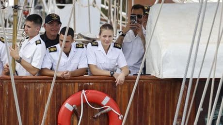 Leonor vuelve al Atlántico tras cruzar el canal de Panamá