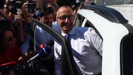 Ricci torchiato cinque ore in Procura scarica il suo ex collaboratore Santini