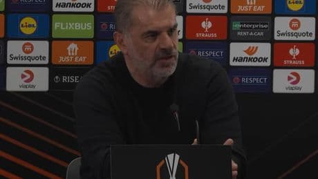 Ange Postecoglou bites at Man Utd bait as reporter sees Tottenham question backfire
