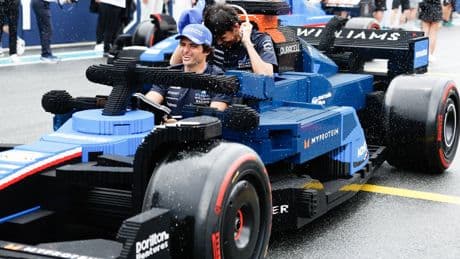 Carlos Sainz estalla tras el enfrentamiento con Albon: &quot;He perdido la confianza, esto no es correr&quot;