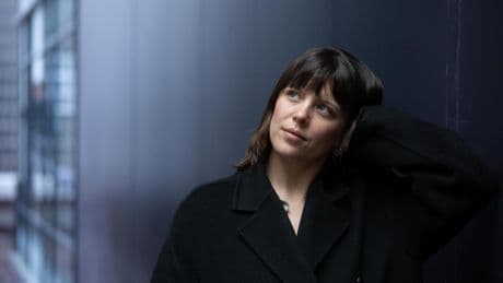 Andrea Ros: “Cuidar a tus hijos no es patriarcal, lo es hacerlo sin derechos o por obligación”