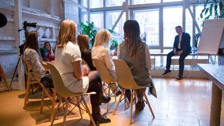 Moins loin, plus «verts», moins chers… Les séminaires se réinventent face aux contraintes des entreprises