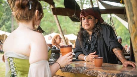 Middeleeuwse fantasy in de kasteeltuinen van Keukenhof: ’Hier kan ik helemaal mezelf zijn’