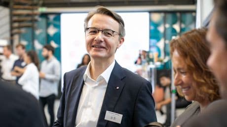 Coopérative U : comment le placide Dominique Schelcher a réussi à s’imposer avec succès après le volcanique Serge Papin