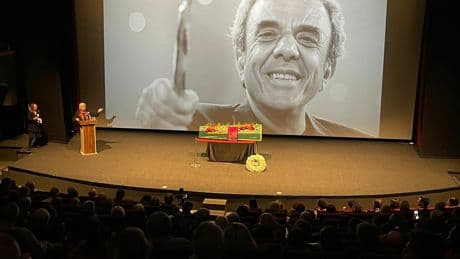 Yönetmen Ali Özgentürk son yolculuğuna uğurlandı