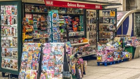 ¿Se escribe &quot;quiosco&quot; o &quot;kiosco&quot;? La RAE lo deja claro