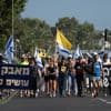 Duizenden Israëliërs straat op voor einde oorlog Gaza en vrijlating gegijzelden