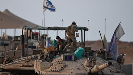 Un soldado israelí recuerda cómo usaron civiles de Gaza como escudos humanos: “Algo hizo clic en mi cabeza para siempre”