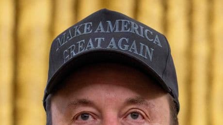 Musk paga il prezzo della politica: Tesla crolla, e su Space X crescono i dubbi