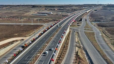 15 dakikada geçilen ilçe artık 4 dakikada katediliyor! Trafik çilesi sona erdi, şehir nefes aldı