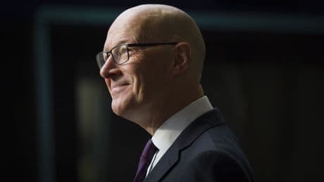 Trump meets Scottish First Minister John Swinney to discuss whisky tariffs
