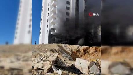 İnşaat halindeki binada yangın