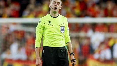Barcelone-Inter Milan : Turpin au sifflet, Letexier quatrième arbitre