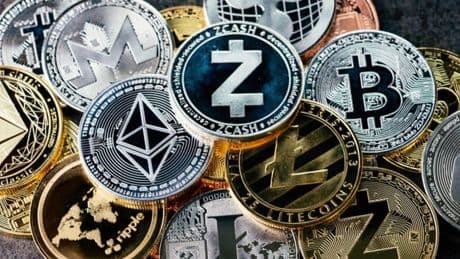XRP, Solana, dogecoin: ces cryptos vont-elles bientôt entrer à Wall Street?