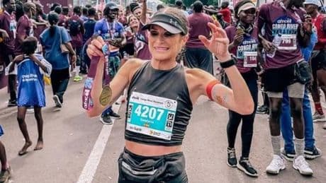 Verdeliss se lleva el oro, pero no sube al podio en la maratón del Congo: «Me rindo, fue un error»