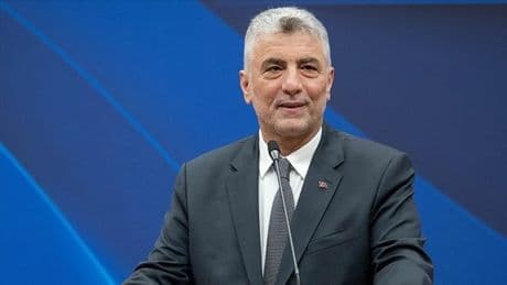 Bakan Bolat 19 Mayıs çerçevesinde genç girişimcilerle bir araya geldi