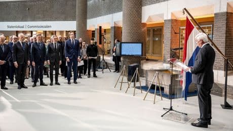 Oorlogsslachtoffers herdacht in de Tweede Kamer