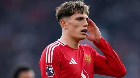 Alejandro Garnacho hammered over his behaviour as Matheus Cunha immediately questioned