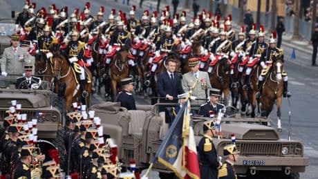 Budget : combien de milliards en plus pour les Armées ?