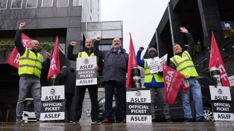 Doctors should earn more than train drivers, says boss of train drivers’ union