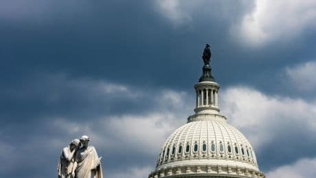 Le Sénat américain en passe d'adopter la «grande et belle loi» budgétaire de Trump
