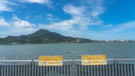China denuncia el paso de buques militares de EEUU y el Reino Unido en el estrecho de Taiwán