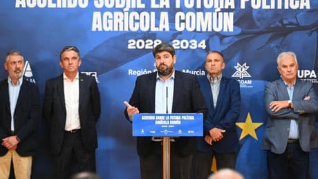 Miras firma un manifiesto agro para exponer a Europa sus prioridades en la PAC: "El futuro del campo está en juego"