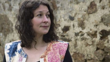 Rentrée littéraire : « Sporen », le premier roman de Julia Sintzen explore le quotidien d’un couple qui cherche ses mots