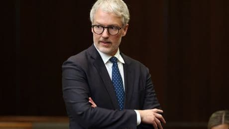 Federal privacy czar starts probe into theft of customer data from Nova Scotia Power