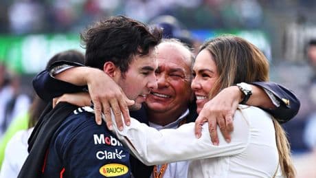 Vader Sergio Pérez sneert opnieuw naar Red Bull, Verstappen senior reageert kort maar krachtig