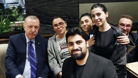 Başkan Erdoğan’dan Ankara’da sürpriz kafe ziyareti