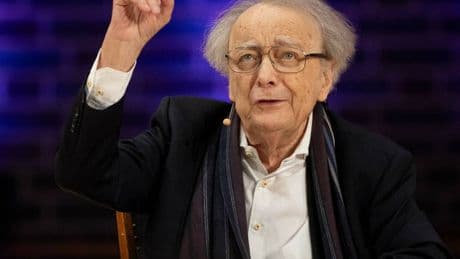 Zum Tod des großen Pianisten: Alfred Brendel – Der Mann, der nach dem Kern der Musik suchte