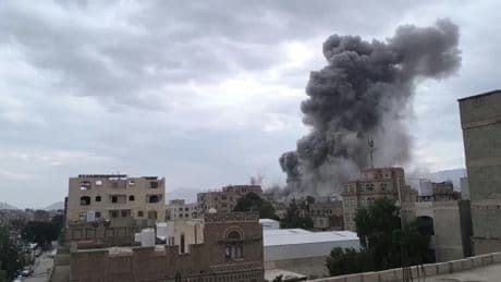 Israël intercepte un missile houthi, lancé après des frappes meurtrières sur Sanaa