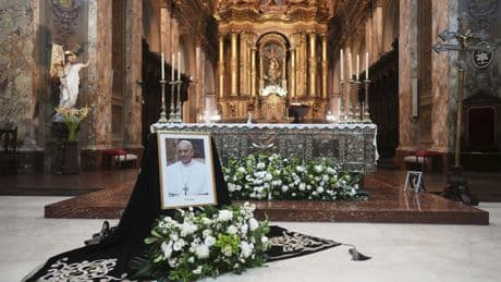 Argentina amanece triste por la muerte del Papa Francisco, su ciudadano más ilustre