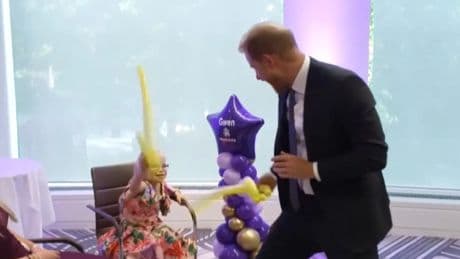 El príncipe Harry defiende su biografía, que le separó de su familia: "Tengo la conciencia tranquila"