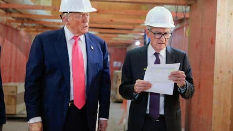 USA: „Ich habe das noch von niemandem gehört“: Trump besucht die Fed – und gerät wieder einmal mit Powell aneinander