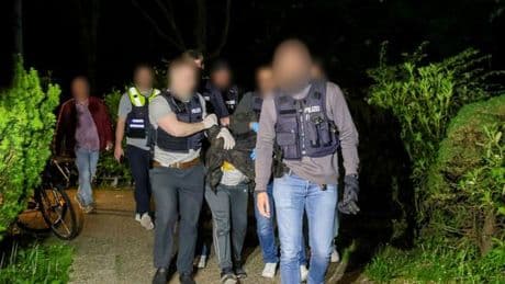 Islamismus-Verdacht: Nach Messerangriff: Karlsruhe ermittelt wegen Anschlags