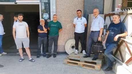 Çalışanları izne çıkaran patron kardeşler fabrikayı boşaltıp kaçtı