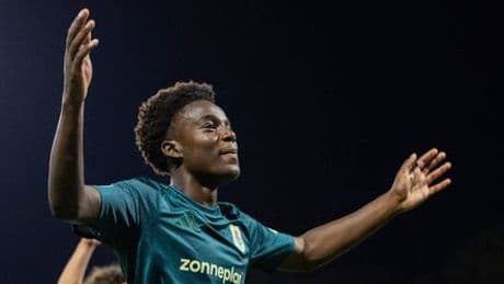 Fußball: 15-jähriger Jadiel Pereira da Gama bricht Rekord in niederländischer Ehrendivision