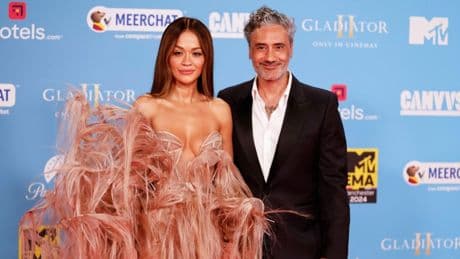 "The Masked Singer": Rita Ora von Ehemann Taika Waititi überrascht