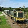 À deux pas de la mer en Normandie, ce petit train touristique fait voyager dans le passé