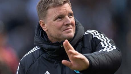 Newcastle hold talks with Man Utd target as Red Devils face another transfer blow