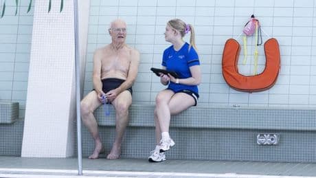 Stirling pensioner at front of swimming lessons drive - and says age no barrier
