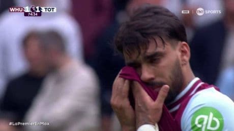 Paquetá rompe a llorar tras ver una tarjeta amarilla: el árbitro paró el partido al verlo derrumbado