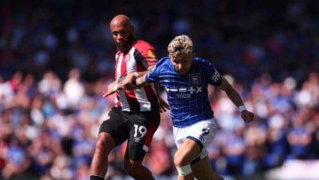 El Brentford se acerca a Europa a costa del Ipswich Town