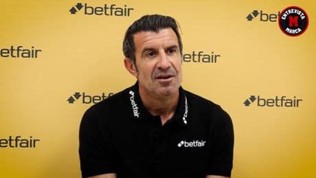 Figo: &quot;Puede haber un fichaje más famoso que el mío... pero más caro, no&quot;