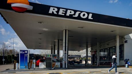 Repsol sortea 10.000 euros diarios entre los clientes que reposten o recarguen con Waylet en sus estaciones