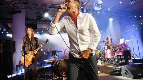 Suede’s thrilling Southbank Centre show was starkly anti-nostalgia